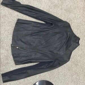 Vince small leather jacket
